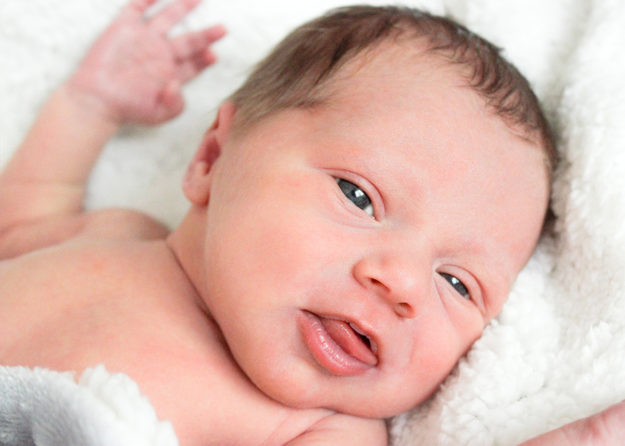 Welcome Baby Newborn Photos